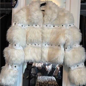SOLD Vintage white wilsons maxima faux fur grommet coat